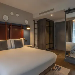 Clayton Of Hotel